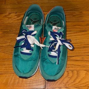 Nike athletic green track shoes men’s size 8.5